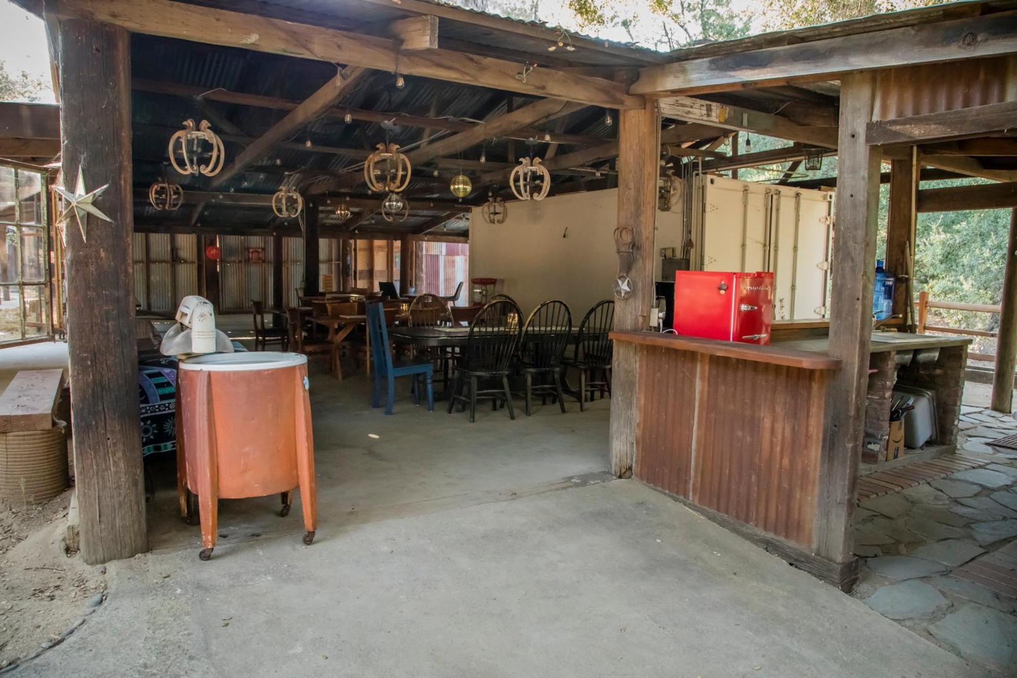 Historic Farmhouse On 5 Peaceful Acres With Ancient Oaks & Creek Above Temecula Exterior photo